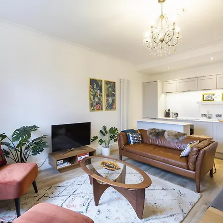 Hidden Gem - Luxe Clifton With Views בריסטול