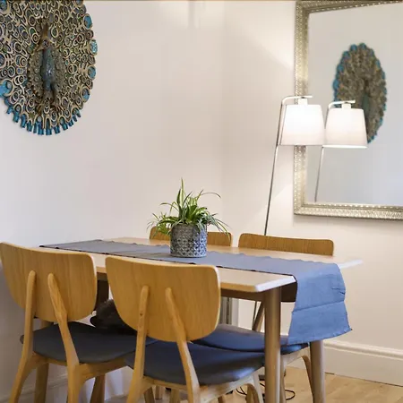 Hidden Gem - Luxe Clifton With Views